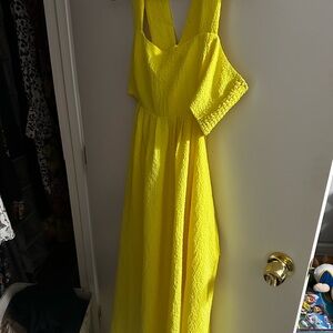 Elegant Yellow Maxi Dress